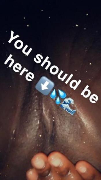 Smiley 😊🤪, 26  female escort, Charlotte
