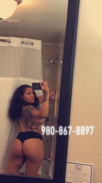 Mariah, 24  female escort, Charlotte