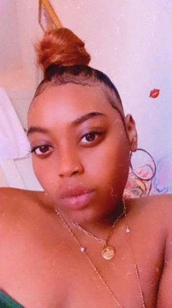 Rina, 21  female escort, Charlotte