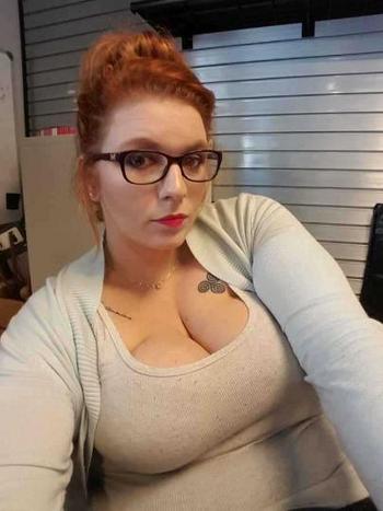 Vivian, 24  female escort, Charlotte