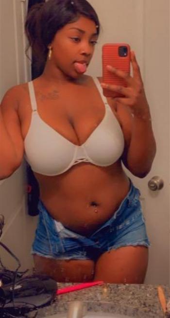 Miss, 21  female escort, Charlotte