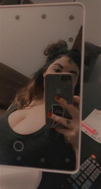  980-222-0463, 26  female escort, Charlotte