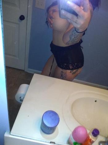 Dollie, 25  female escort, Charlotte