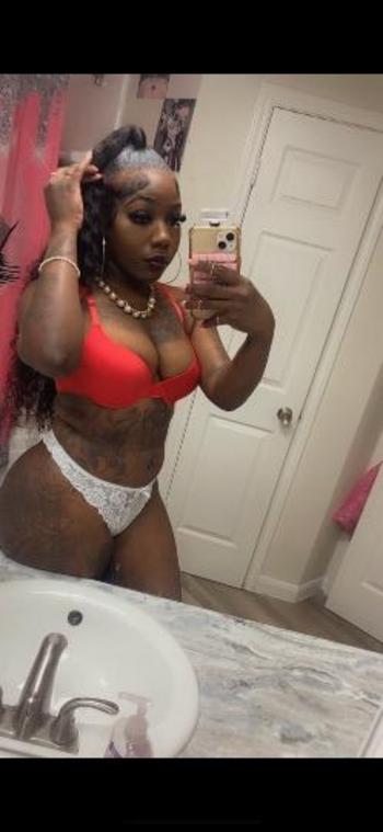 Coco, 25  female escort, Charlotte