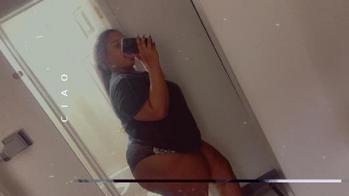 Queen, 24  female escort, Charlotte