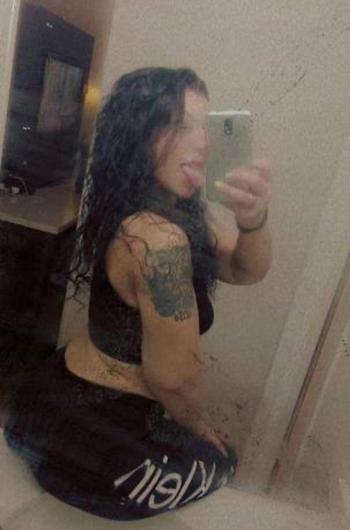 Karina, 29  female escort, Charlotte