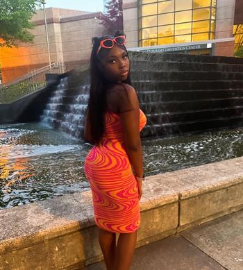 Janell, 24  female escort, Charlotte