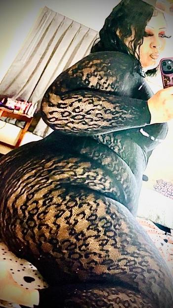 chyna, 27  female escort, Charlotte